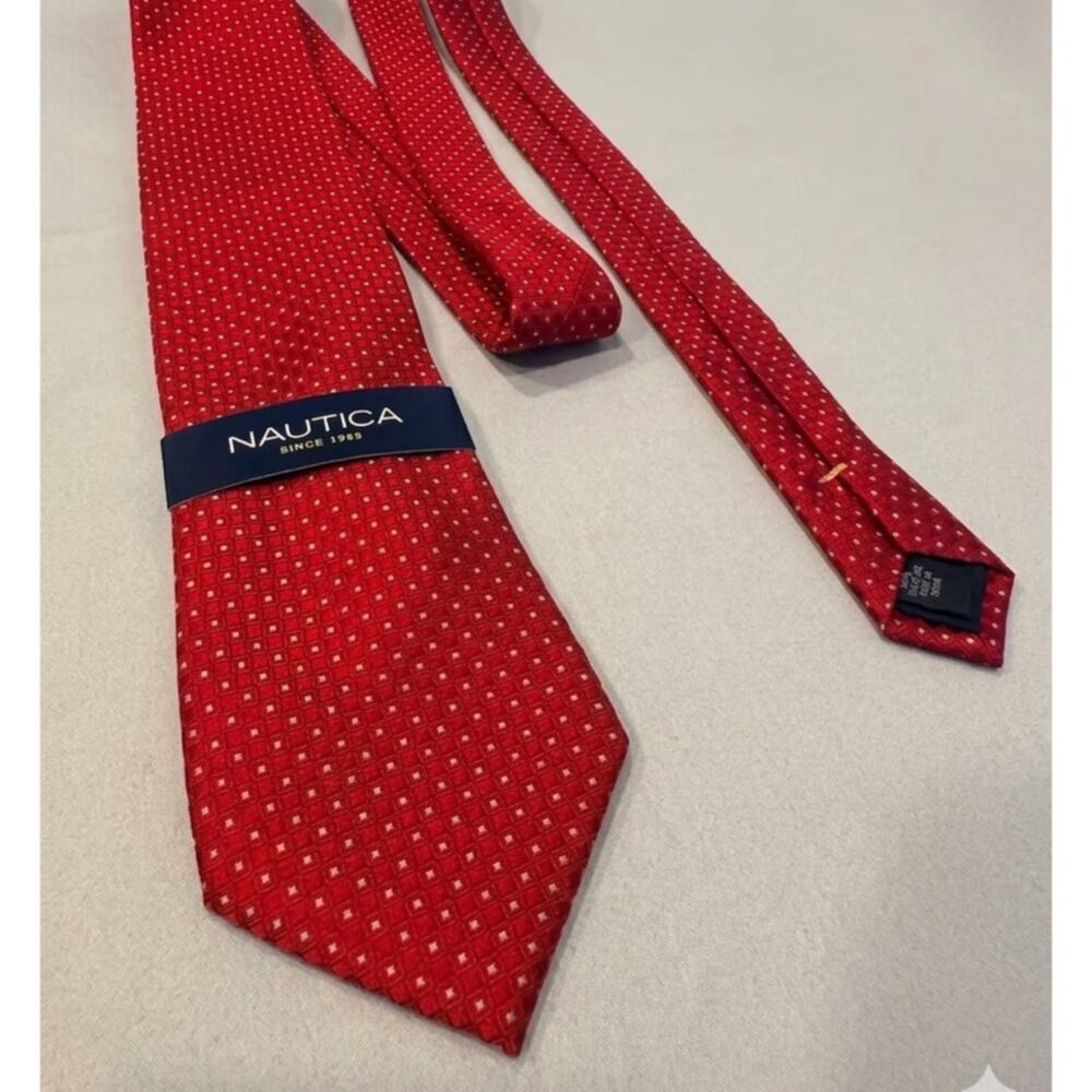 Nautica Men's Red Silk Necktie Geometric Square Dot Pattern 3” Width NWT